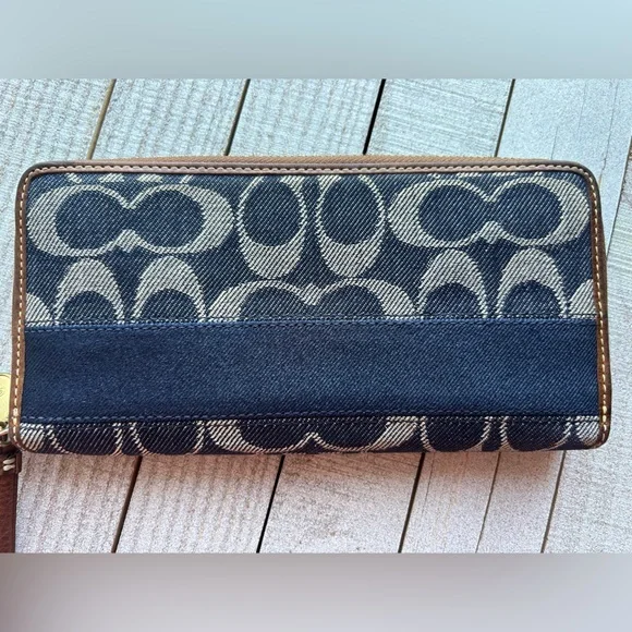 Coach Signature Striped Legacy Denim Accordion Zipper Wallet #40753 - Picture 4 of 14